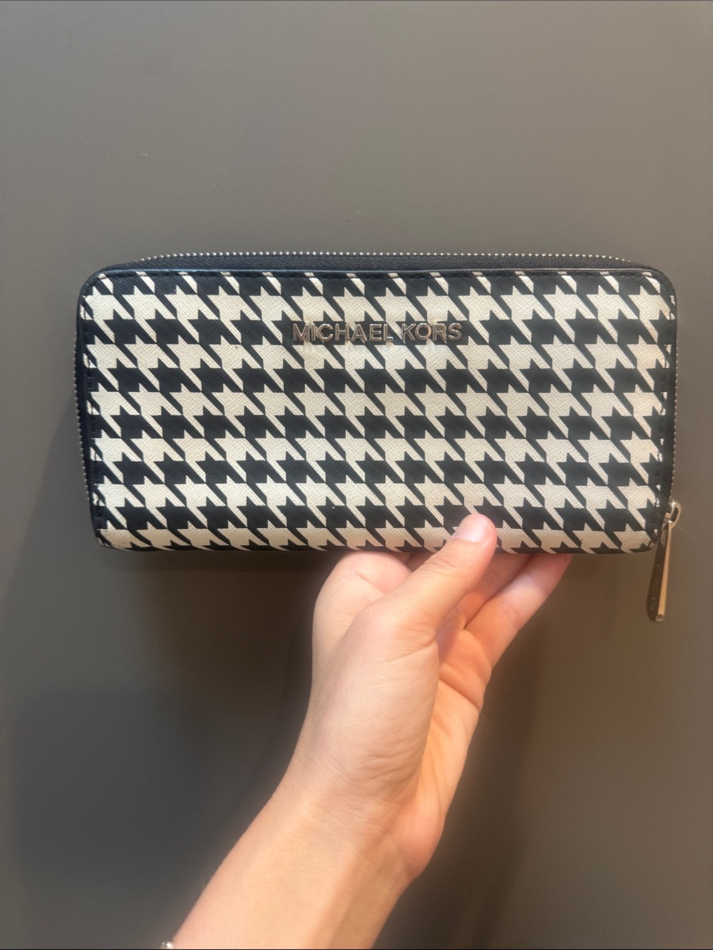 MICHAEL KORS Houndstooth Zip Around Leather Envelope Wallet